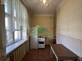 Квартиры, 3-комн., Магадан