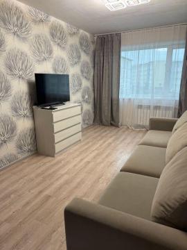 Посуточно, 2-комн., Магадан