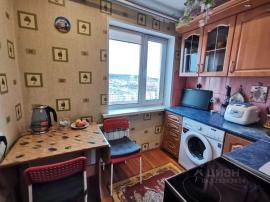 Квартиры, 3-комн., Магадан