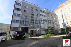 Квартиры, 2-комн., Магадан