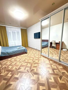 Посуточно, 2-комн., Магадан