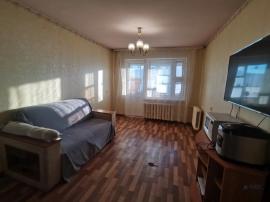 Квартиры, 3-комн., Магадан