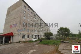 Квартиры, 3-комн., Магадан